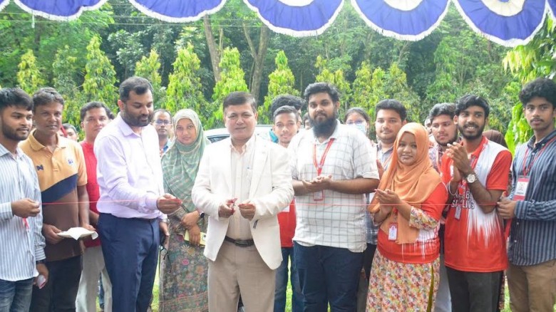 বেরোবিতে নবীন শিক্ষার্থীদের জন্য বিনামূল্যে ব্লাড গ্রুপিং ক্যাম্পেইনের উদ্বোধন