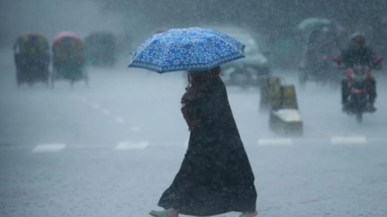 অস্থায়ীভাবে দমকা বা ঝোড়ো হাওয়া বয়ে যেতে পারে