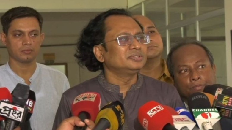 সব আ. লীগের পাপের ফসল : তথ্য উপদেষ্টা