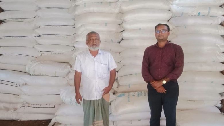পীরগঞ্জে ইউরিয়া সারের সংকট নেই, গুদামে মজুদ ৫৩৭ মেট্রিক টন