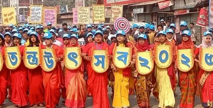 [উৎসবের আমেজে ঠাকুরগাঁওয়ে গণতন্ত্র উৎসব পালন]