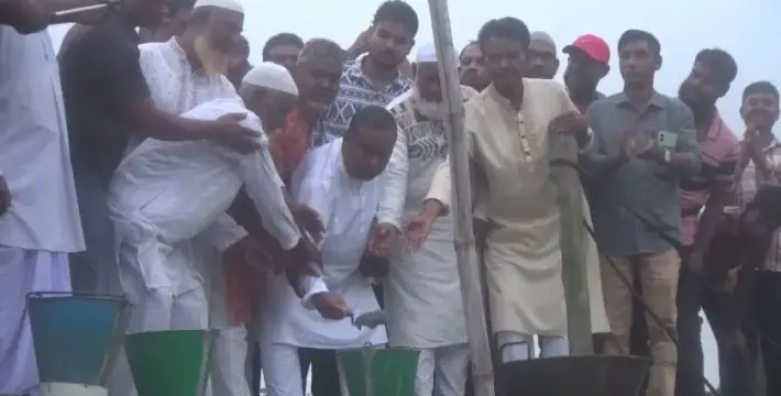 [ঘাঘট নদীর উপর পাকা ব্রিজ নির্মাণের শুভ উদ্বোধন, স্বপ্নপূরণ হচ্ছে তিন গ্রামের মানুষের]