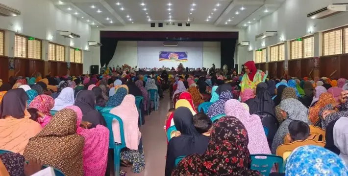 [রংপুরে জামায়াতে ইসলামী গংগাচড়া উপজেলার মহিলা বিভাগের সমাবেশ]